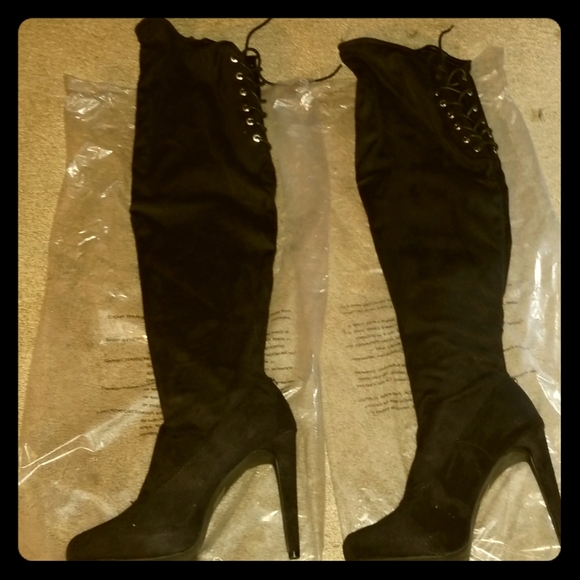 Fashion boots - Picture 1 of 4